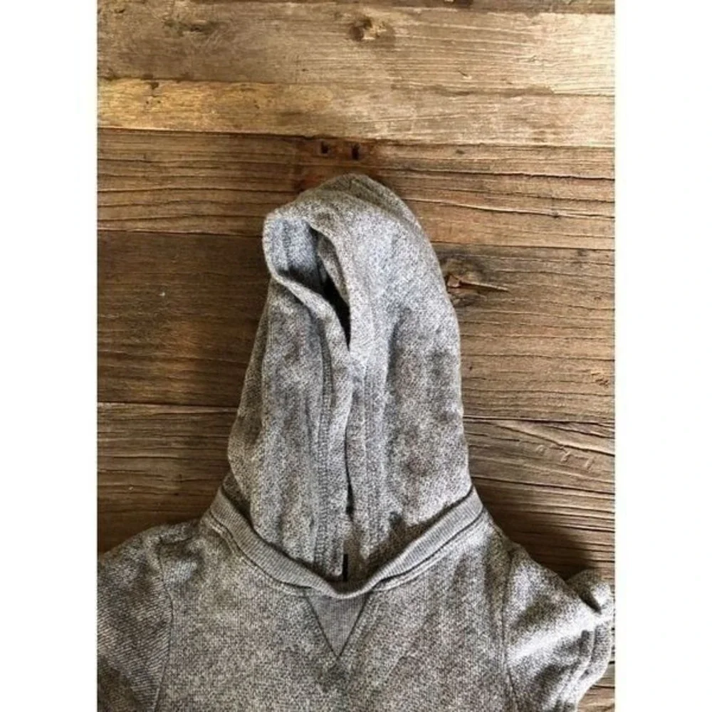 Gap‎ Boy Soft Grey Onesie 12-18 Months